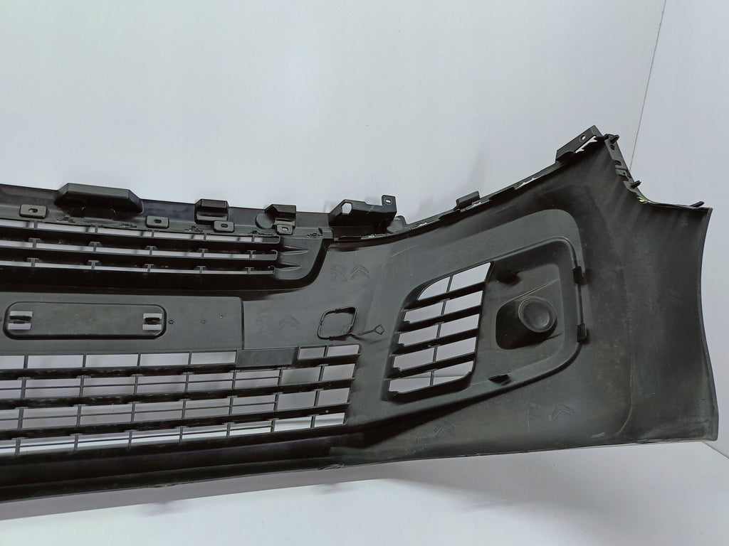 Peugeot Expert JUMPY III 16- FRONT BUMPER WITHOUT PDC 9808639977