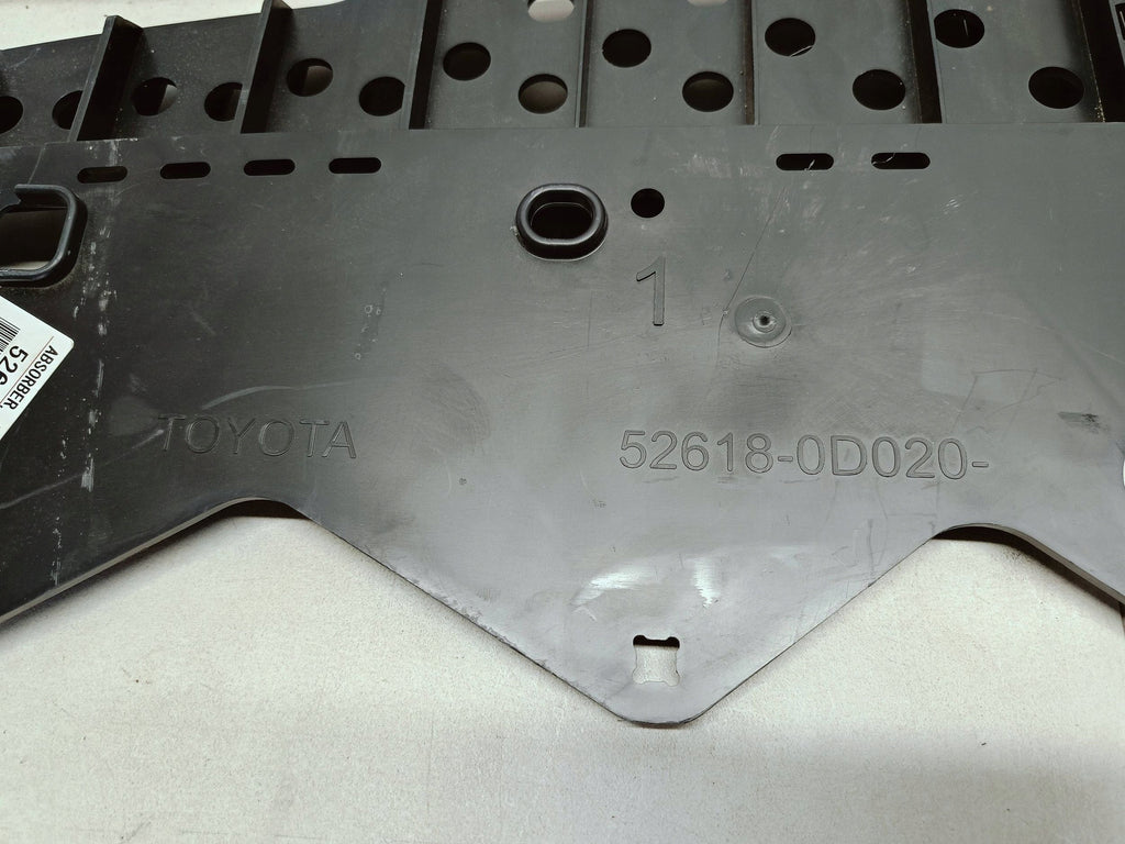 Toyota Yaris II LIFT 09- PŁYTA OSŁONA POD ZDERZAK PRZÓD 52618-0D020