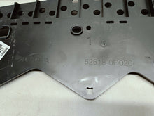 Load image into Gallery viewer, Toyota Yaris II LIFT 09- PŁYTA OSŁONA POD ZDERZAK PRZÓD 52618-0D020
