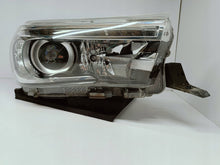 Load image into Gallery viewer, TOYOTA HILUX VIII 8 15-LAMPA REFLEKTOR PRAWY PRZÓD SOCZEWKA LED KOITO 0K-56