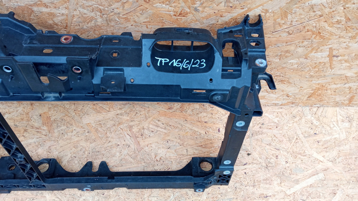 Ford Fiesta MK7 Lift Abschnitt Vordere Verstärkung — Foto 3 von 11