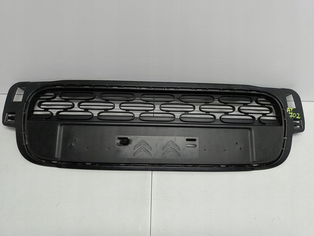 CITROEN C3 III 16- ATRAPA KRATKA ŚRODKOWA GRILL ZDERZAKA PRZÓD 9812061877