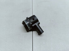 Laden Sie das Bild in den Galerie-Viewer, Tesla Model 3 M3 Y MY PARKSENSOR PDC SENSOR 1741484-01-A
