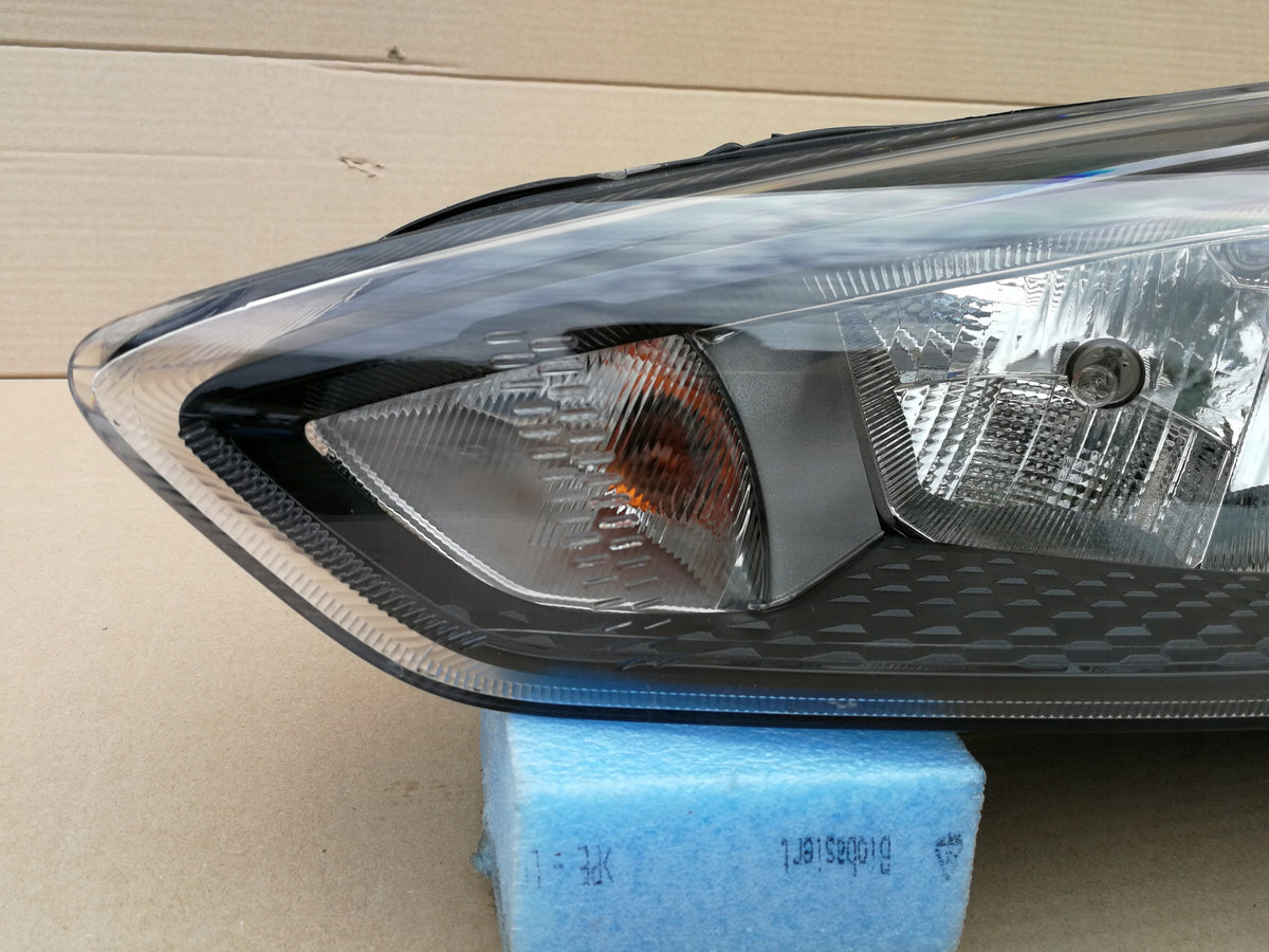 Ford Focus MK3 III Lift 14 - Lampa Lewa Przód Przednia F1EB-13W030-Ed — zdjęcie 3 z 13