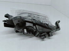 Load image into Gallery viewer, HYUNDAI I30 III 16-LAMPA ŚWIATŁO DRL LEWY PRZÓD LED NOWY 3 PIN 92207-G4100