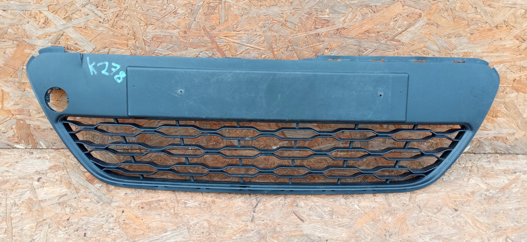 KIA RIO 11- ATRAPA KRATKA ŚRODKOWA GRILL ZDERZAKA PRZÓD 86561-1W200