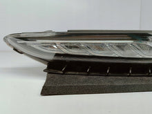 Load image into Gallery viewer, HYUNDAI KONA I 17- LAMPA GÓRNA ŚWIATŁO DRL LEWY PRZÓD 92207-J9000