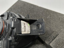Załaduj zdjęcie do przeglądarki galerii, CLIO II LAGUNA II REFLEKTOR HALOGEN PRZECIWMGŁOWY LEWY VALEO 8200002469