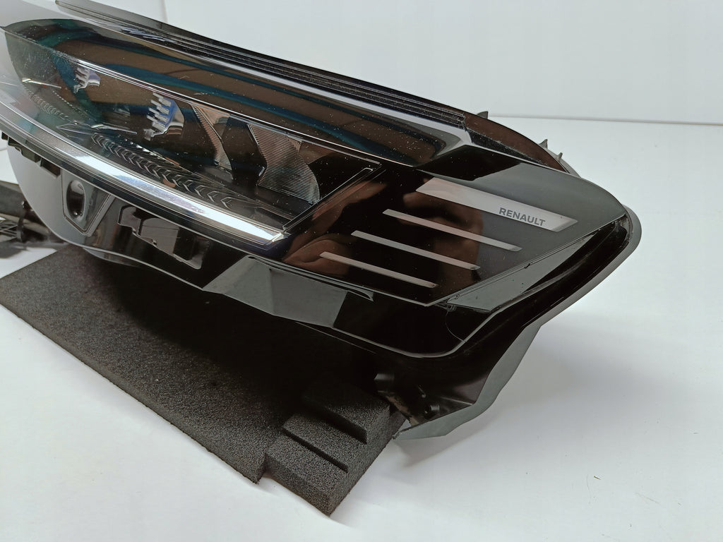 RENAULT MEGANE V 5 E-TECH 21- LAMPA LEWA PRZÓD FULL LED EU 260606256R