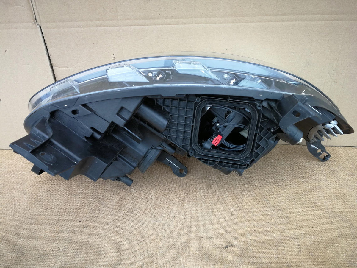 Renault Kadjar Lift 18- Feu Lentille Avant Gauche H7 + LED 260602051R — photo 6 sur 10