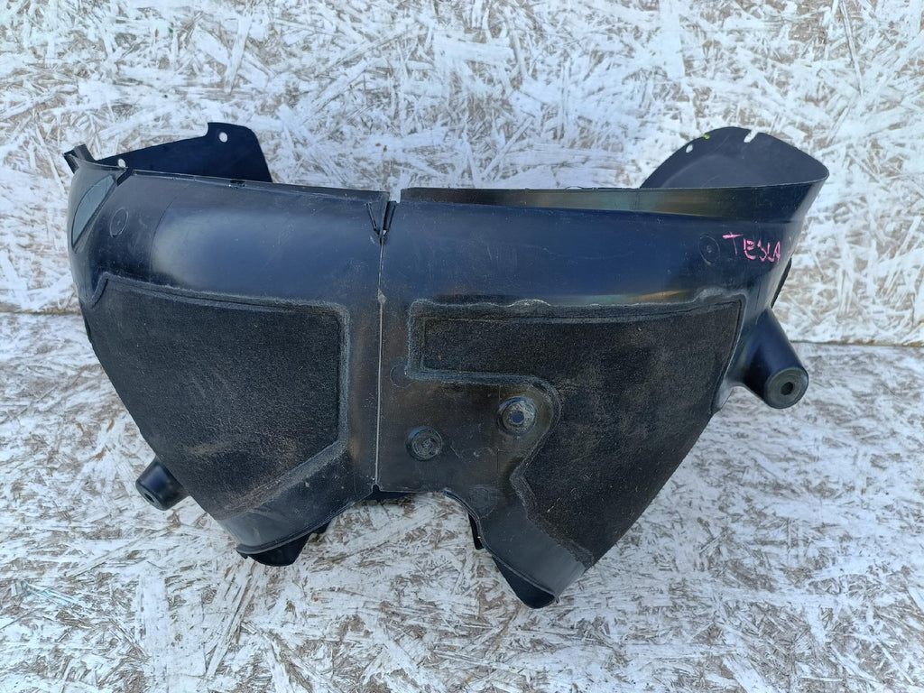 TESLA MODEL 3 III M3 17- RADHAUS SCHUTZ RECHTS VORNE 1081582-00-D