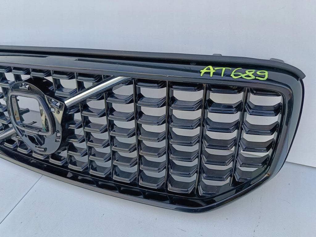 VOLVO XC40 LIFT R-DESIGN 22- ATRAPA GRILL KRATKA ZDERZAKA PRZÓD 32291466