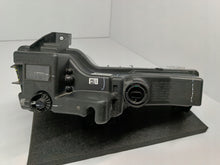 Laden Sie das Bild in den Galerie-Viewer, TESLA MODEL 3 M3 17- HALOGEN DRL LEWY LAMPA PRZECIWMGIELNA LED 1077395-00-C