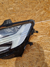 Laden Sie das Bild in den Galerie-Viewer, VOLVO V60 S60 II 18- FULL LED SCHEINWERFER LINKS VORN