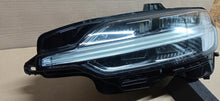 Laden Sie das Bild in den Galerie-Viewer, VOLVO V60 S60 II 18- SCHEINWERFER LINKS VORN VOLL-LED EU