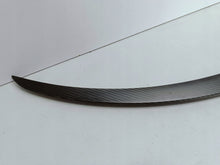 Laden Sie das Bild in den Galerie-Viewer, Tesla Model Y MJ 20- HECKKLAPPENSPOILER CARBON 1627370-99-A
