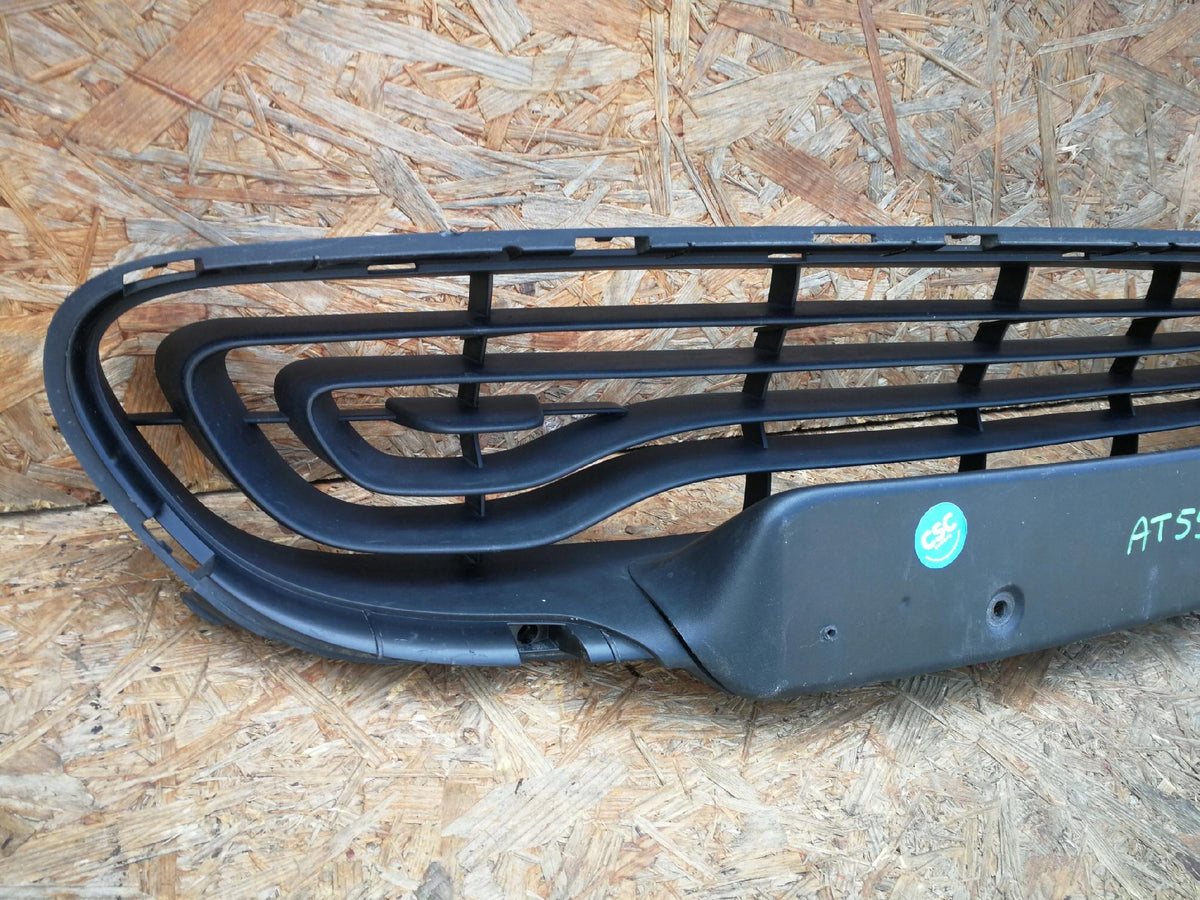Renault Zoe I 12- Kühlergrill Gitter Mittlere Stossstange Przdniego 1119778X — Foto 4 von 13