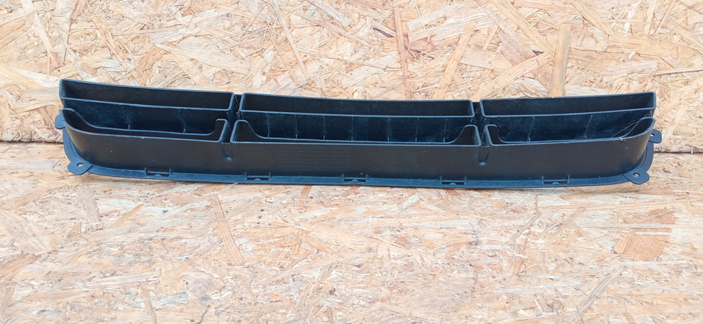 KIA CEED I 06- ATRAPA KRATKA ŚRODKOWA GRILL ZDERZAKA PRZÓD 86565-1H000