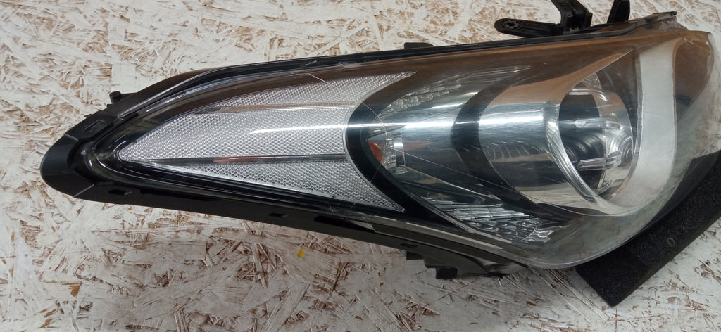 HYUNDAI I30 II 12- LAMPA REFLEKTOR PRAWY PRZÓD SOCZEWKA 92102-A6000 EU OE