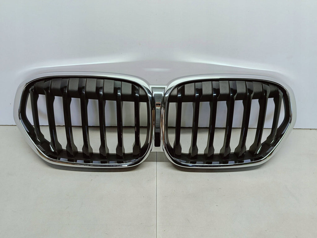 BMW X1 F48 LCI LIFT 19- ATRAPA GRILL NERKI ZDERZAKA PRZEDNIEGO 51138493450