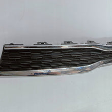 Laden Sie das Bild in den Galerie-Viewer, KIA Picanto III 17- GRILL BLENDE STOSSSTANGE VORNE 86351-G6000