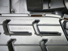 Załaduj zdjęcie do przeglądarki galerii, TOYOTA YARIS CROSS 20- ATRAPA KRATKA GRILL ZDERZAKA PRZÓD 53111-0DB20