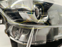Load image into Gallery viewer, MAZDA CX-3 CX3 15- LAMPA PRAWA PRZÓD PRZEDNIA ZWYKŁA 3 PIN D10E-51030
