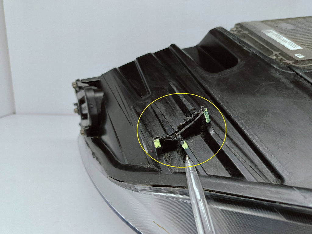 Tesla Model S FACELIFT 16- SCHEINWERFER LINKS VORNE VOLL-LED 1053574-00-E