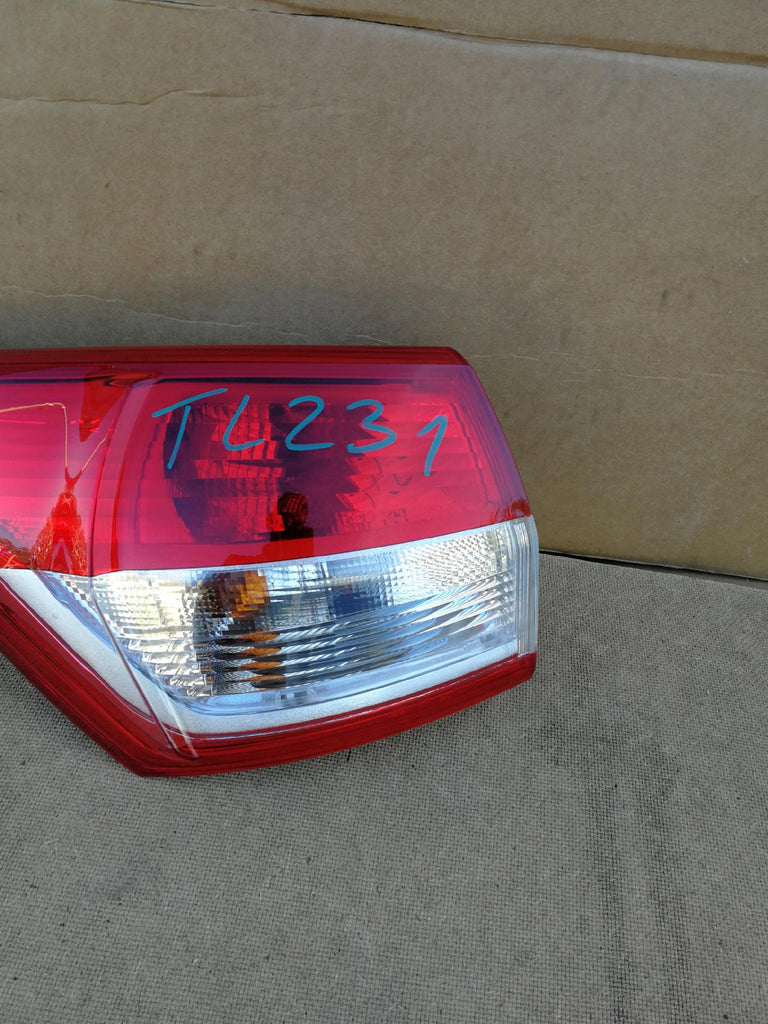 FORD KUGA MK2 II 12- LAMPA LEWY TYŁ TYLNA VALEO CV4413405AG