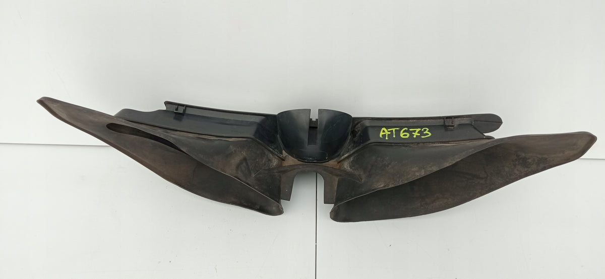 Renault Captur Lift 17- Volant Air Entrée D'air Panneau Cadre 214763974R — photo 2 sur 8