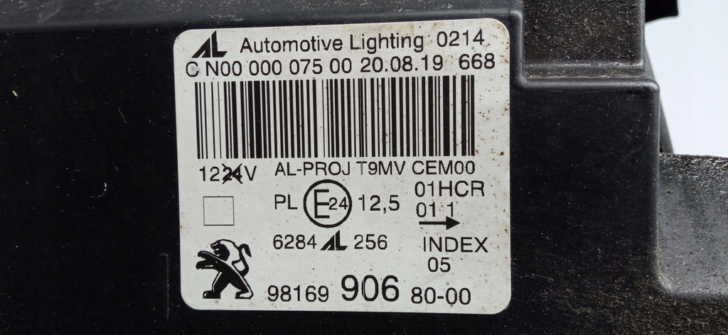 PEUGEOT 308 II T9 LIFT 17-LAMPA LEWA PRZÓD PRZEDNIA SOCZEWKA+LED 9816990680