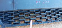 Laden Sie das Bild in den Galerie-Viewer, HYUNDAI I10 II 2 16- LIFT BLENDE GITTER GRILL 86569-B9500