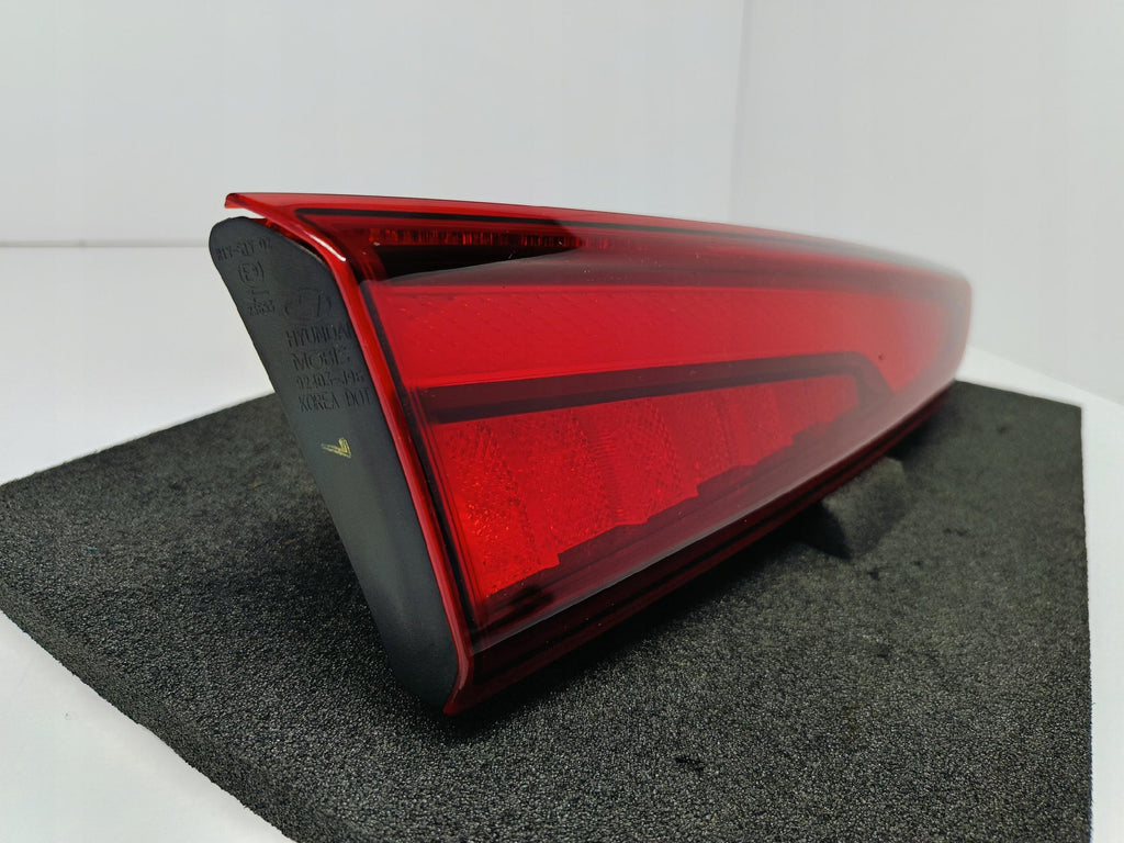 HYUNDAI KONA I LIFT 20- LAMPA KLAPY BAGAŻNIKA LEWY TYŁ LED 92403-J9600