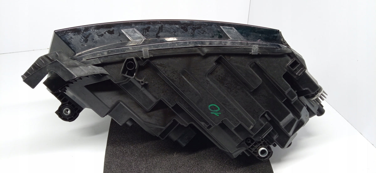 Skoda Octavia IV 4 20- Front Left Light Front Full LED 5E4941015 — photo 7 of 13