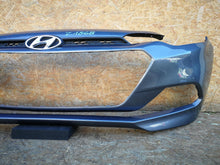 Laden Sie das Bild in den Galerie-Viewer, HYUNDAI I20 II LIFT 86511HO8000 STOSSFÄNGER VORNE