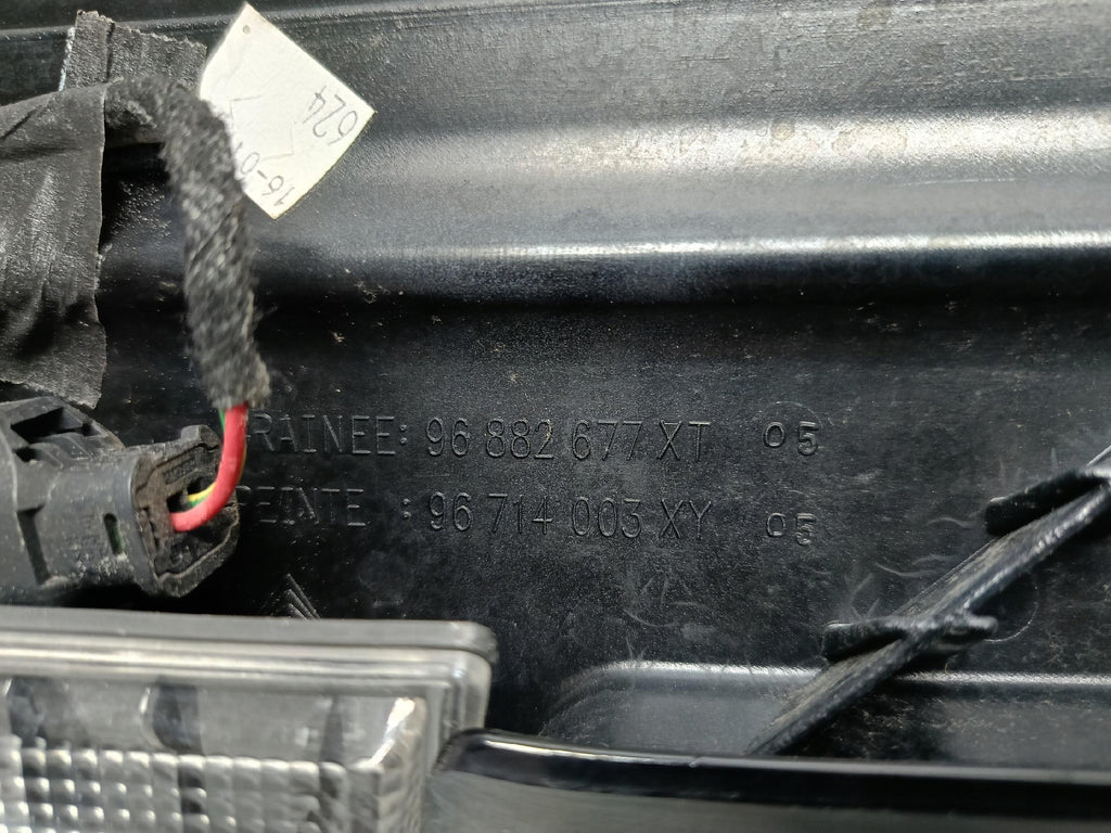 CITROEN C4 II B7 10- HECKSPOILER HECKKLAPPENSPOILER 96882677XT