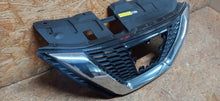 Load image into Gallery viewer, NISSAN QASHQAI II J11 LIFT 17- ATRAPA GRILL ZDERZAKA PRZEDNIEGO 62310HV00A