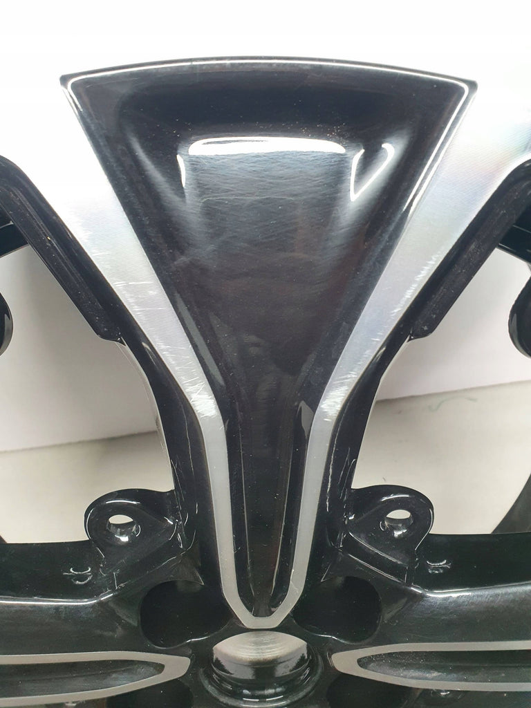 XPeng G9 G6 P7 ALUFELGE 19 ZOLL 19x8 ET30 5x112 3110101EA1