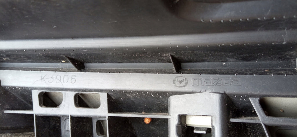 MAZDA 6 GH LIFT 10- KÜHLERGRILL STOSSFÄNGER VORNE GDL6-50712
