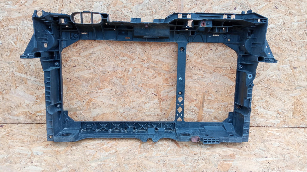 FORD FIESTA MK7 LIFT FRONTPANEL VERSTÄRKUNG