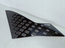 Load image into Gallery viewer, Cupra Born 10E 21- LISTWA NAKŁADKA BŁOTNIKA LEWY TYŁ 10E853377