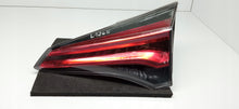 Laden Sie das Bild in den Galerie-Viewer, TOYOTA RAV4 IV RAV 4 LIFT 15- HECKKLAPPENLEUCHTE RECHTS HINTEN 81580-42030