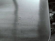 Załaduj zdjęcie do przeglądarki galerii, Tesla Model Y MY 20- BOCZEK TAPICERKA DRZWI LEWY PRZÓD 1593858-00-A