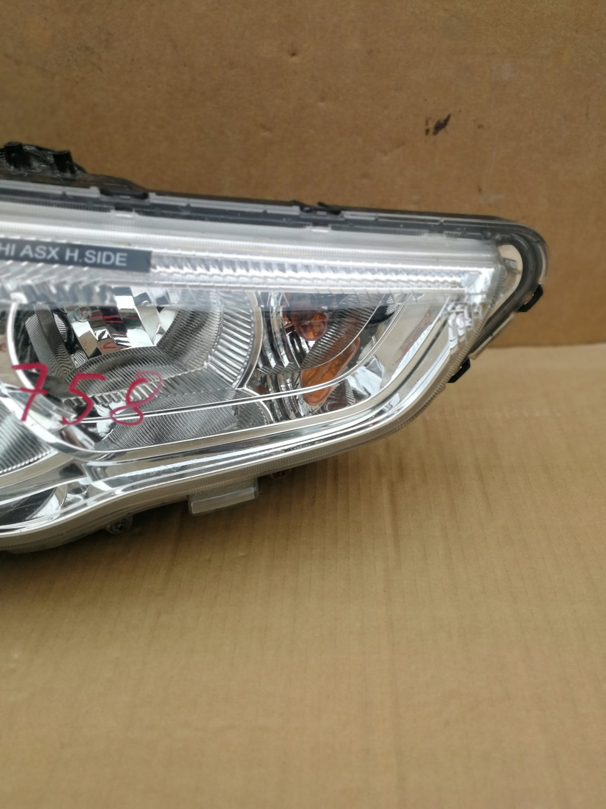 Mitsubishi Asx 10- Lampa Reflektor Prawy Przód Soczewka EU — zdjęcie 4 z 13