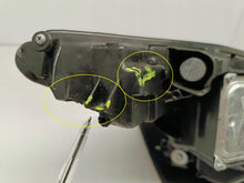 Laden Sie das Bild in den Galerie-Viewer, RENAULT ZOE 19- LAMPA REFLEKTOR LEWA PRZÓD FULL LED PURE VISION 260609388R