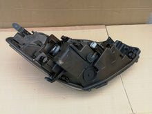 Załaduj zdjęcie do przeglądarki galerii, TOYOTA YARIS III LIFT 17- LAMPA REFLEKTOR LEWY PRZÓD KOITO 0D-197 EU OE