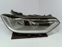 Laden Sie das Bild in den Galerie-Viewer, VOLKSWAGEN PASSAT B8 14- SCHEINWERFER RECHTS VORNE NORMAL H7 3G1941006C
