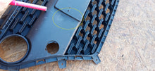 Laden Sie das Bild in den Galerie-Viewer, HYUNDAI I10 II 2 16- LIFT BLENDE GITTER GRILL 86569-B9500