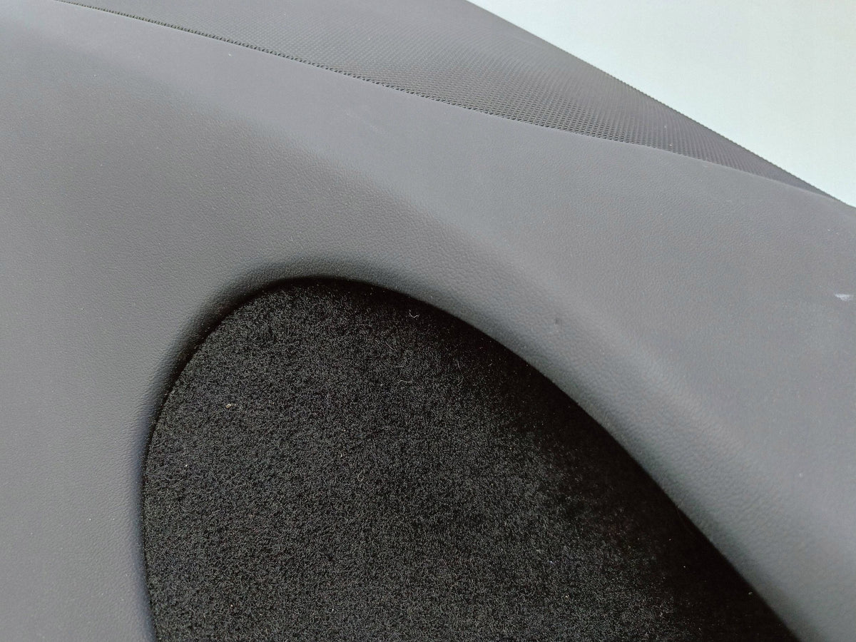 Tesla Model Y 20- Türverkleidung Türpappe Vorne Links 1897294-00-D — Foto 4 von 14
