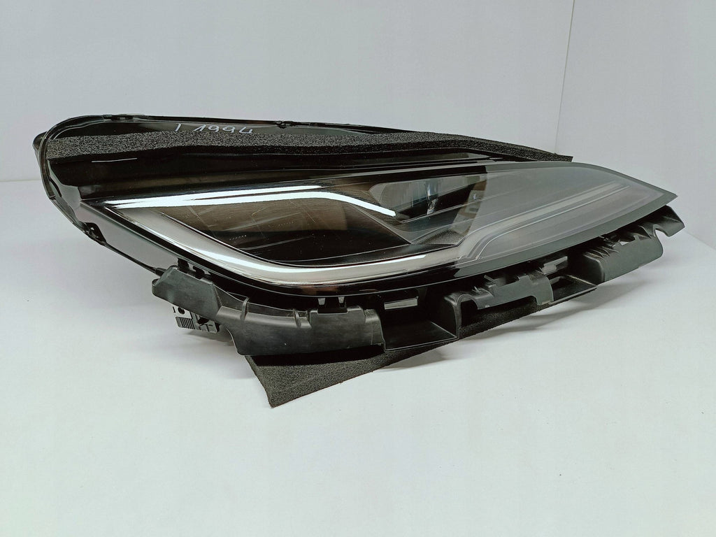 TESLA MODEL 3 LIFT HIGHLAND 24- LAMPA PRAWA PRZÓD FULL LED EU 176088900H